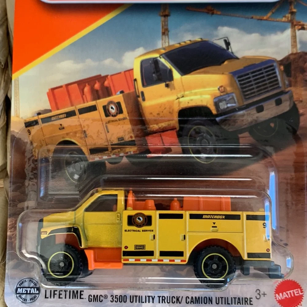 GMC 3500 Electrical Service Utility Yellow Truck GM Matchbox Diecast Car 2025 🆕